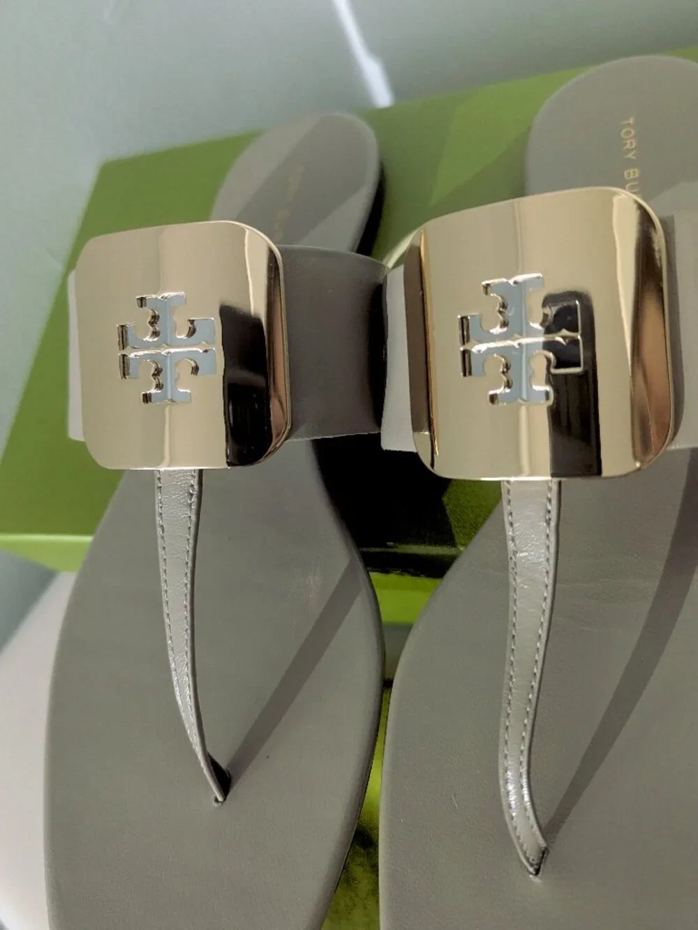 Tory Burch Georgia Tan Dark Elk Two Tone Metal Gold Silver Flat Sandals Thong